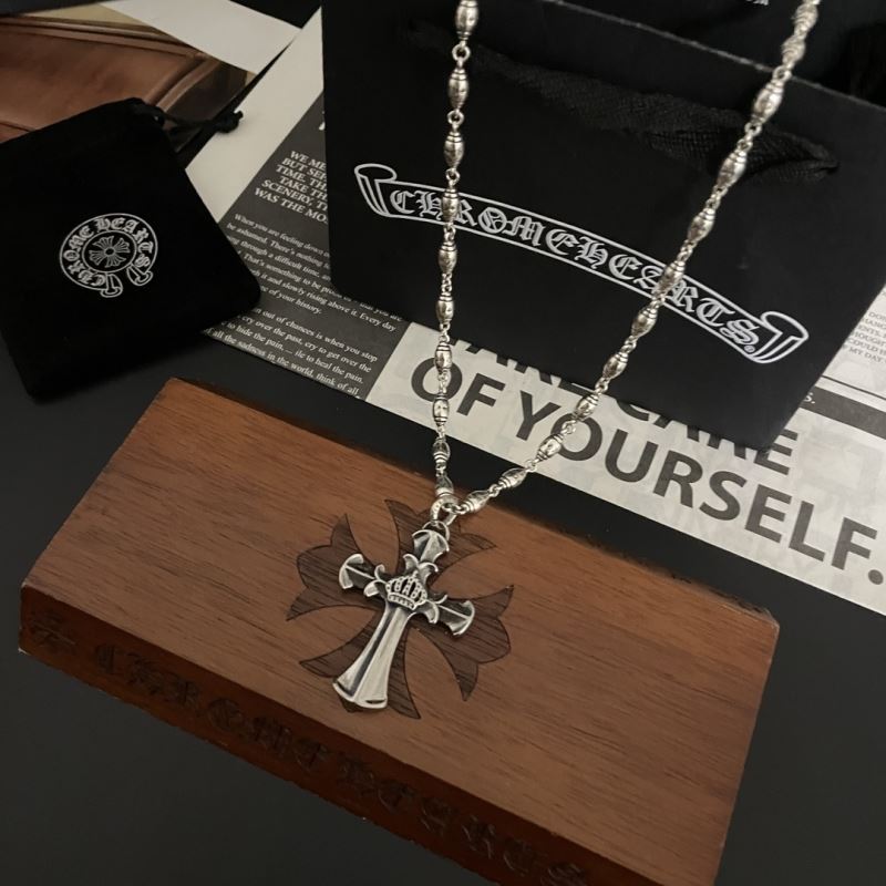 Ch**me He**ts necklaces